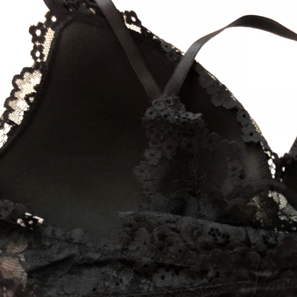 Noir Lace bralette - Picture 5 of 7
